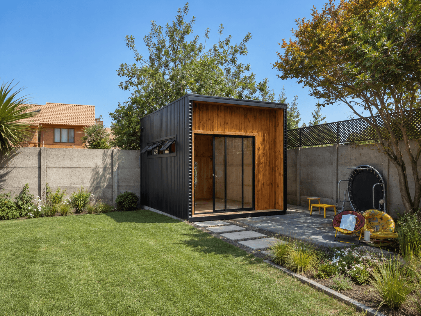 Cabaña modular de madera en entorno natural — Constructora BDM